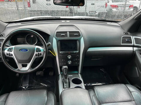 2011 Ford Explorer XLT