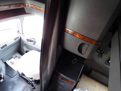 2019 International LT625