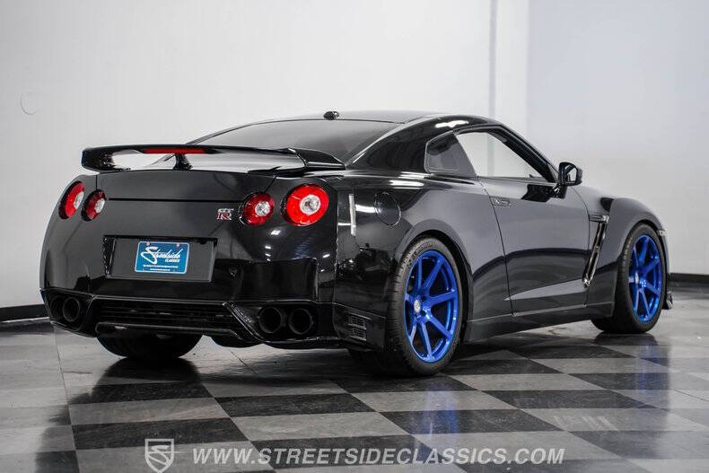 2013 Nissan GT-R