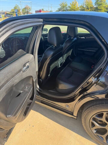 2021 Chrysler 300 Touring L