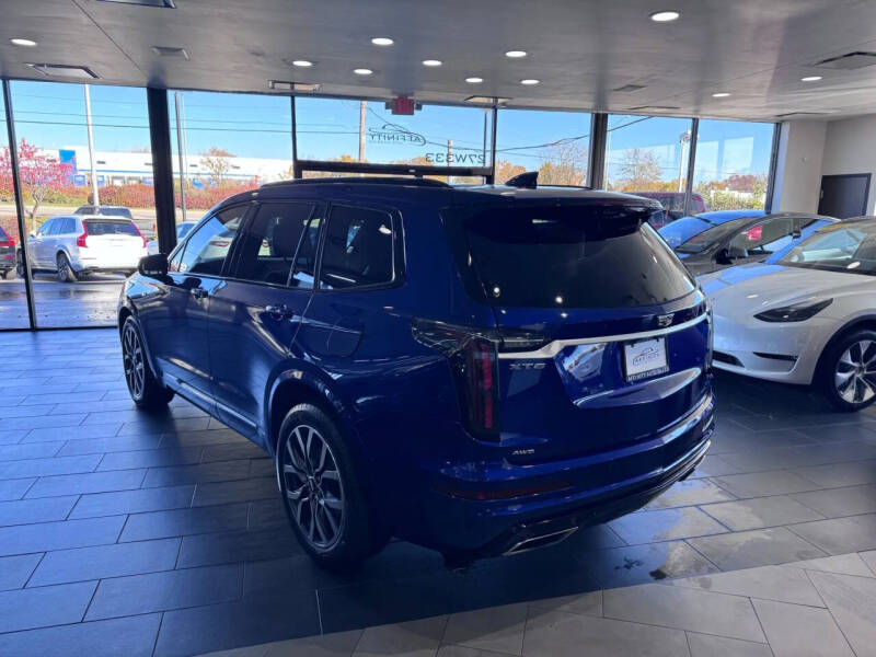 2023 Cadillac XT6 Sport