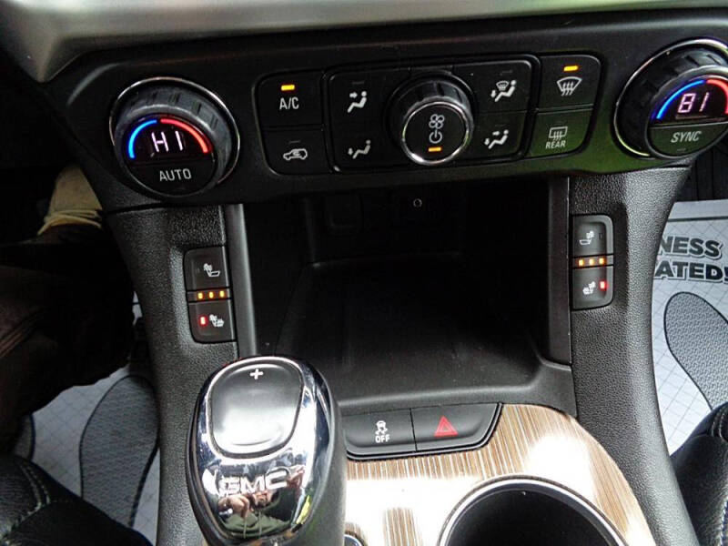 2018 GMC Acadia SLE-2