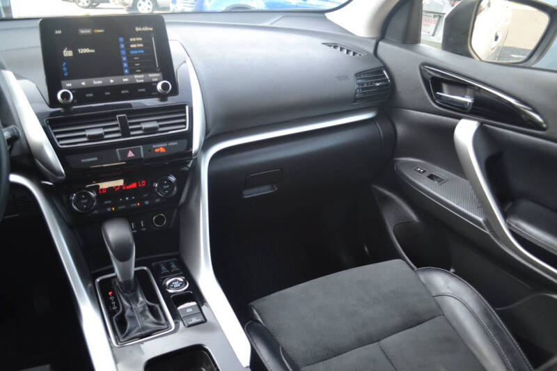 2024 Mitsubishi Eclipse Cross SE