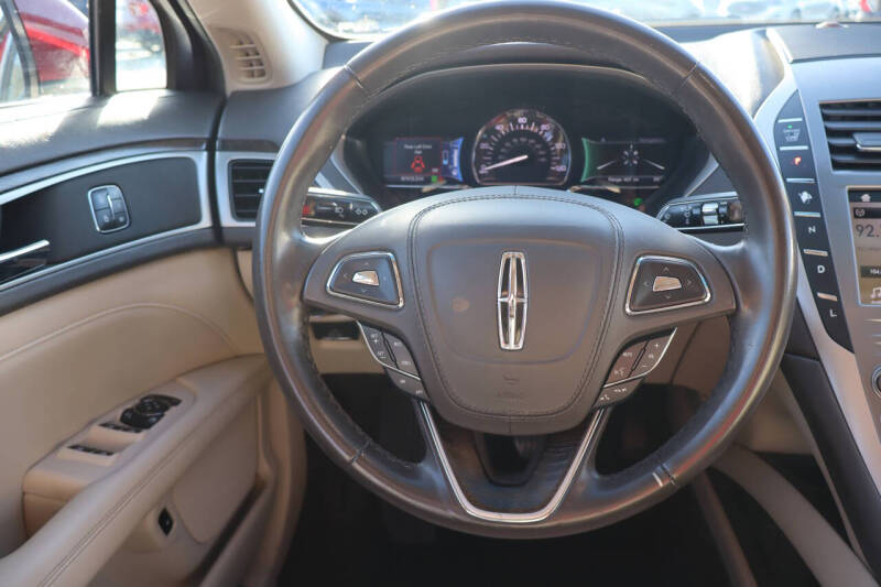 2017 Lincoln MKZ Hybrid Reserve