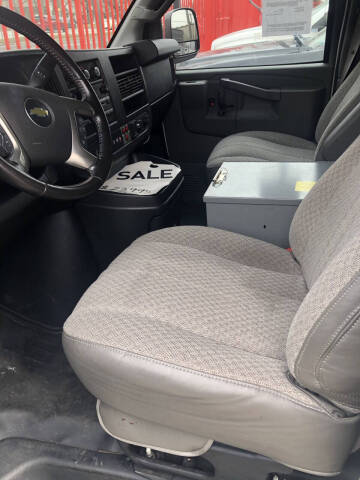 2016 Chevrolet Express 2500