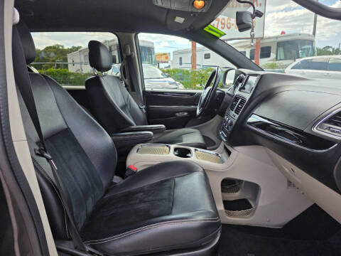 2017 Dodge Grand Caravan SXT