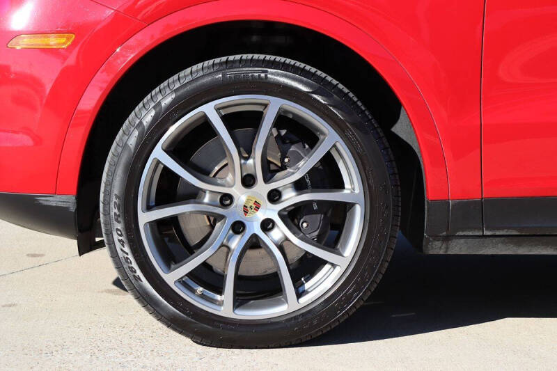 2023 Porsche Cayenne