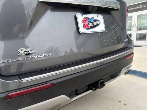 2022 Ford Explorer Hybrid Platinum