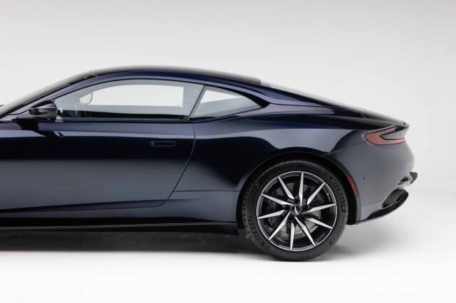 2018 Aston Martin DB11 V12