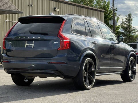 2022 Volvo XC90 Recharge T8 R-Design