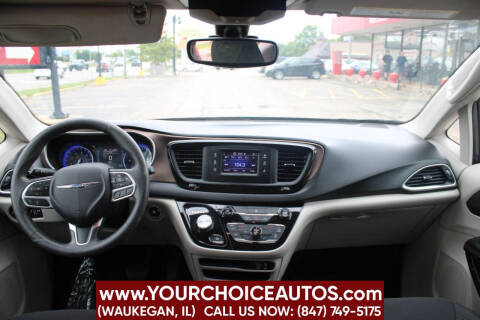 2017 Chrysler Pacifica LX