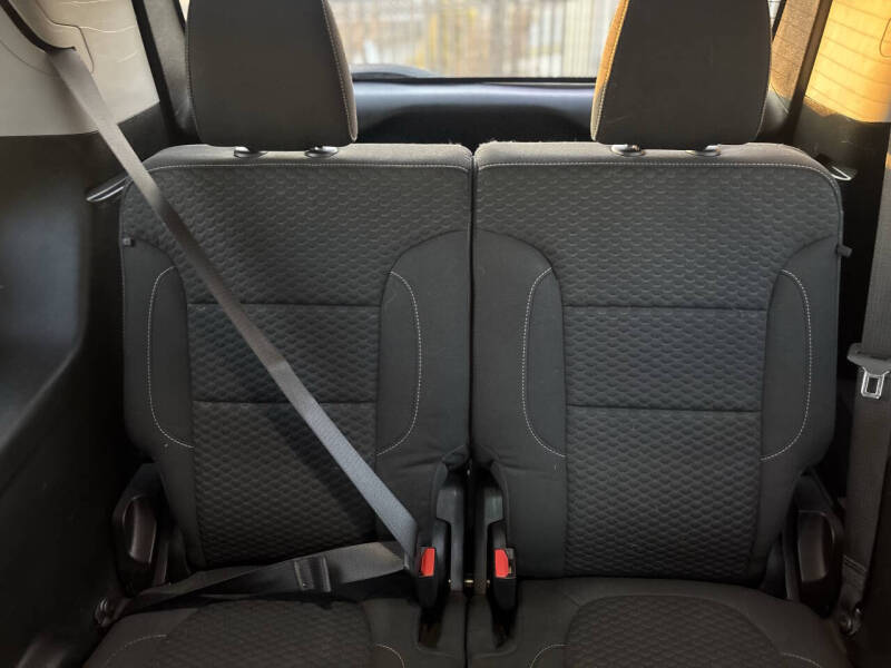 2018 GMC Acadia SLE-2