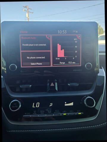 2022 Toyota Corolla Hatchback SE