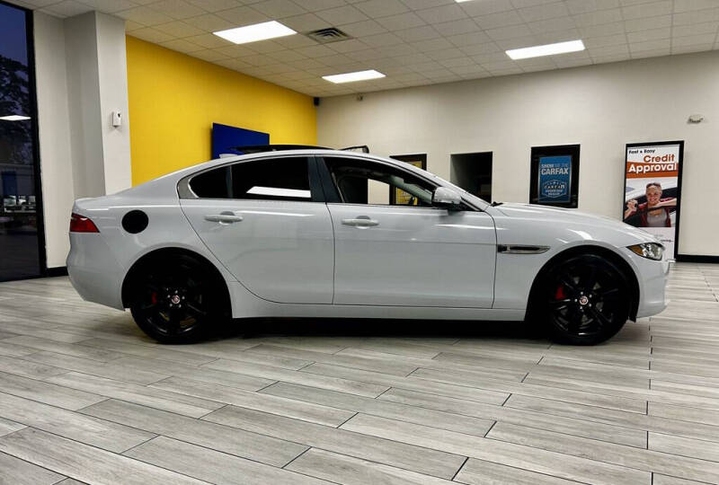 2018 Jaguar XE 25t Prestige