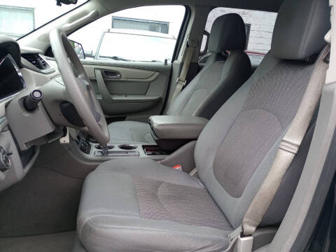 2017 Chevrolet Traverse LS