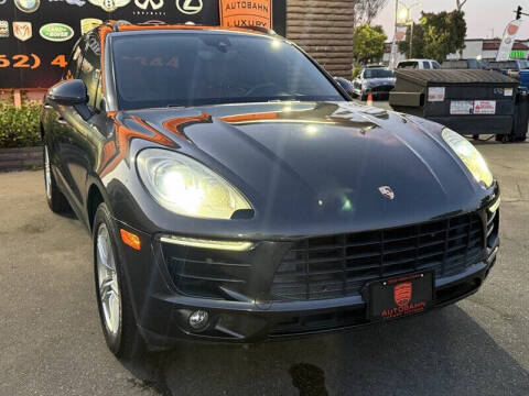2017 Porsche Macan S