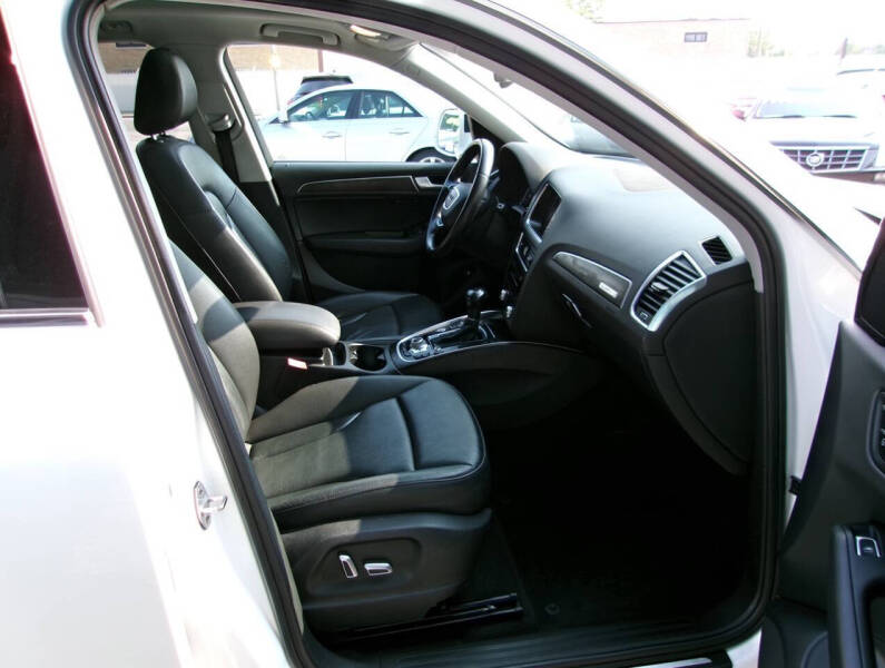 2015 Audi Q5 2.0T quattro Premium Plus