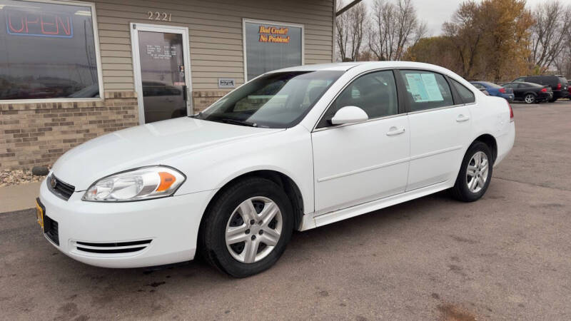 2010 Chevrolet Impala LS's photo