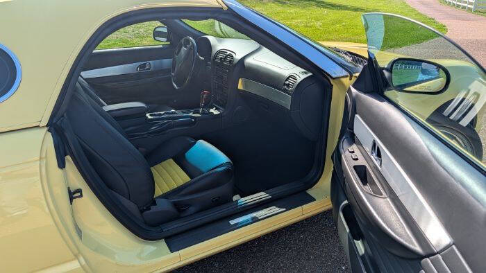 2002 Ford Thunderbird