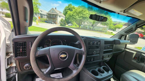 2017 Chevrolet Express 2500