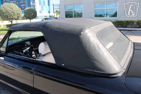 1964 Ford Thunderbird