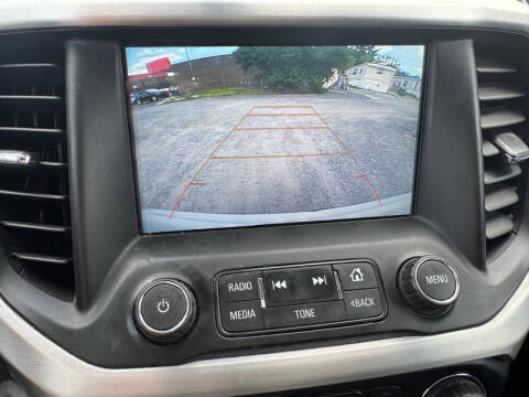 2019 GMC Acadia SLT-1