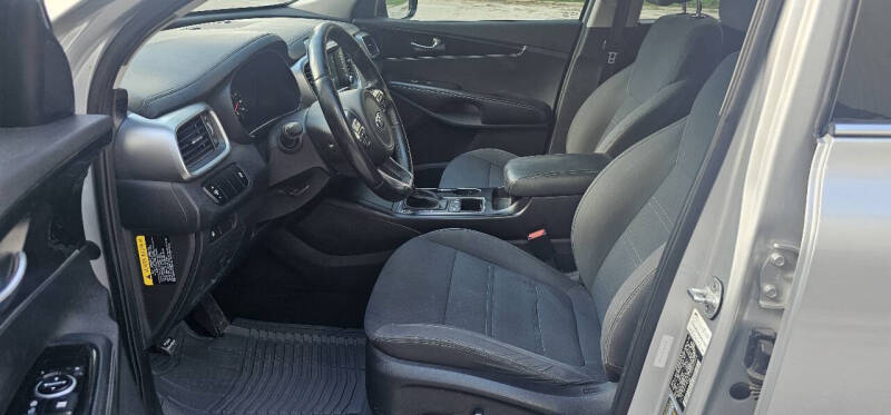 2017 Kia Sorento LX