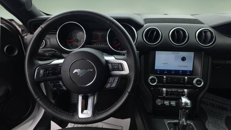 2021 Ford Mustang EcoBoost