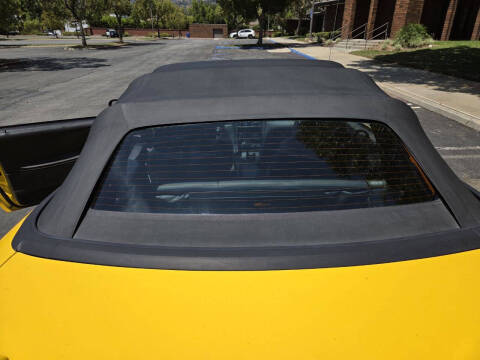 2004 Ford Mustang Deluxe