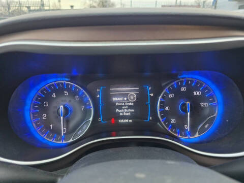 2017 Chrysler Pacifica Touring-L