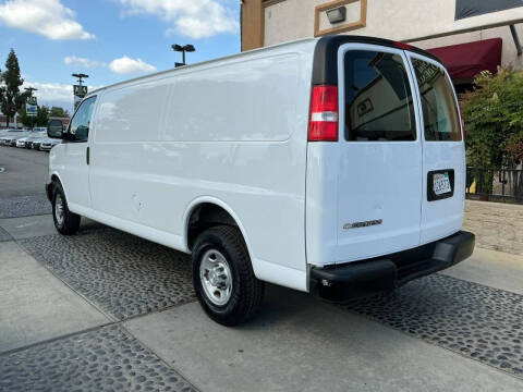 2020 Chevrolet Express 2500