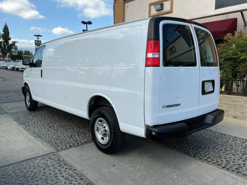 2020 Chevrolet Express 2500