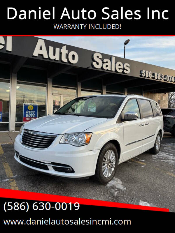 2016 Chrysler Town and Country for sale at Daniel Auto Sales Inc in Clinton Township MI