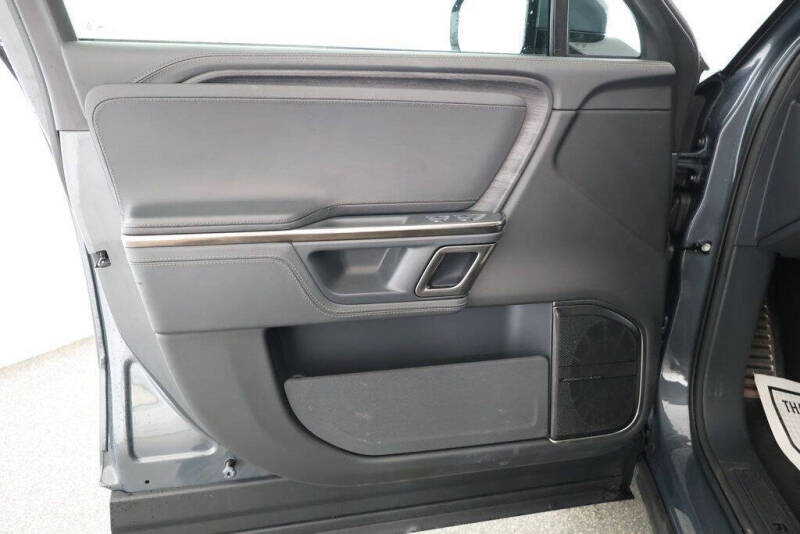 2022 Rivian R1S Launch Edition