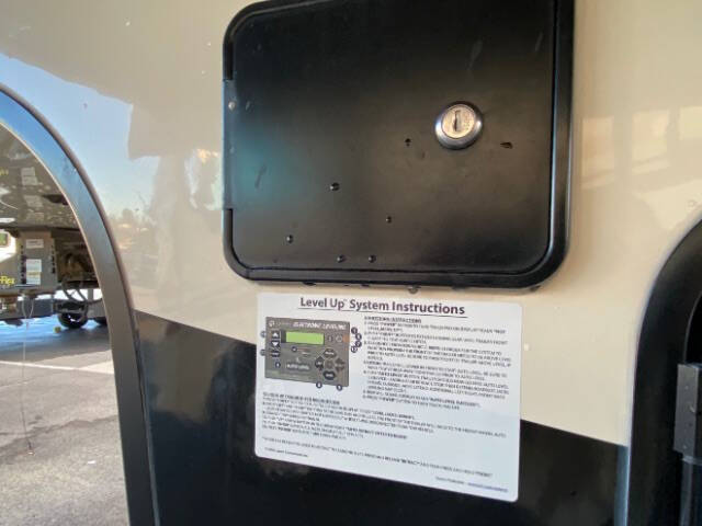 2020 Forest River CARDINAL  345RLX