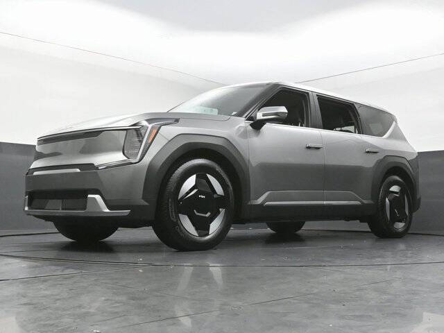 2024 Kia EV9 Light Long Range