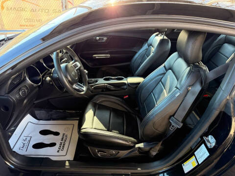 2015 Ford Mustang V6