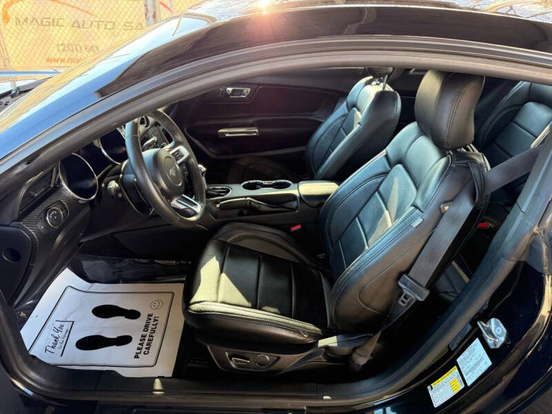 2015 Ford Mustang V6