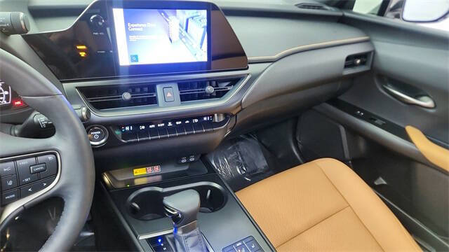 2023 Lexus UX 250h Premium