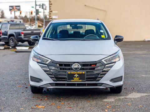 2024 Nissan Versa SR