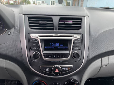2017 Hyundai Accent Value Edition