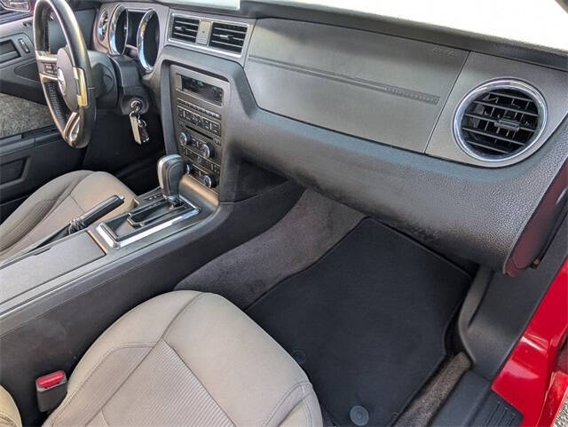 2014 Ford Mustang V6