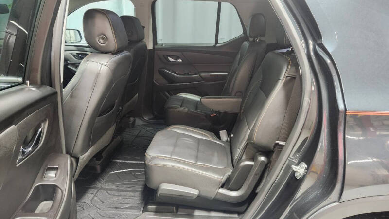 2020 Chevrolet Traverse LT Leather