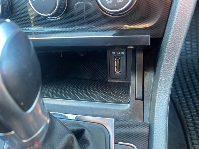 2015 Volkswagen Golf GTI S