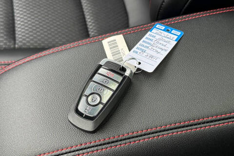 2025 Ford Escape Hybrid ST-Line Select