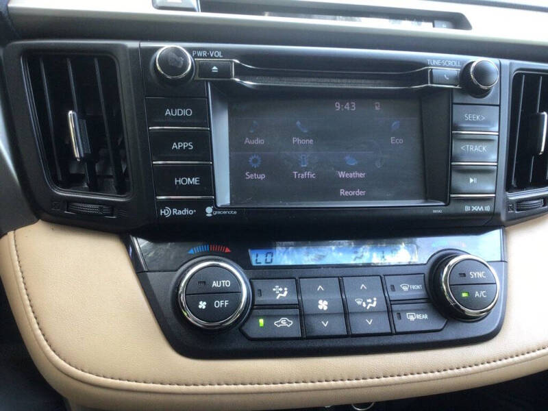 2017 Toyota RAV4 XLE