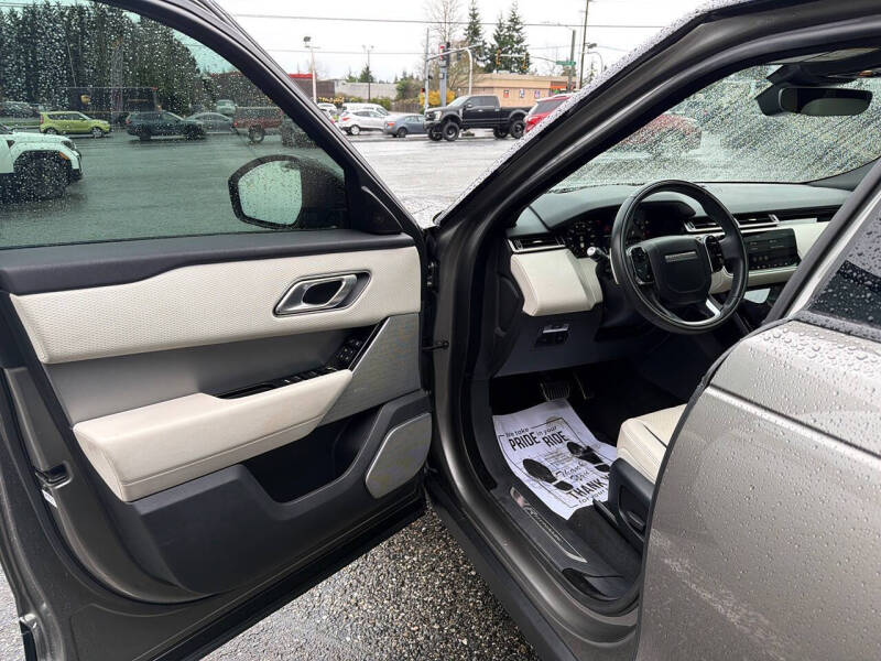 2018 Land Rover Range Rover Velar P250 R-Dynamic SE