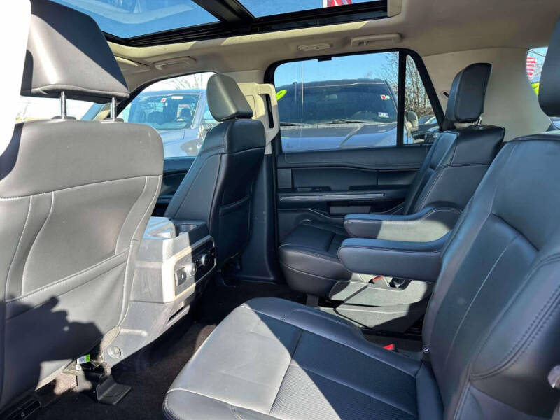 2023 Ford Expedition XLT