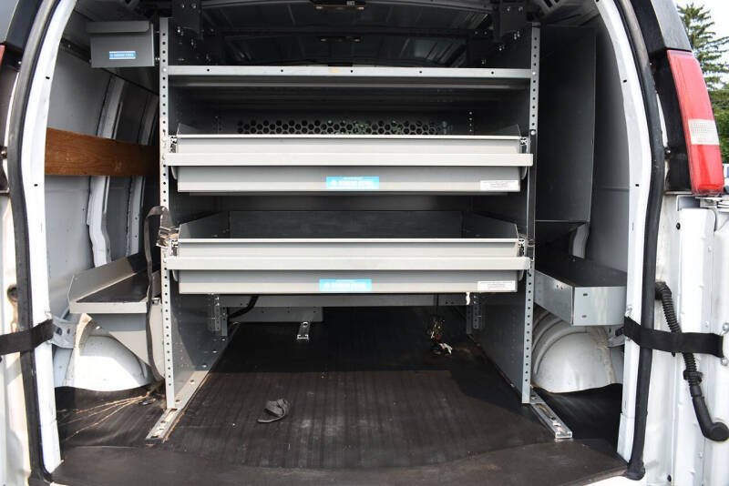 2017 Chevrolet Express 2500