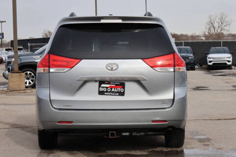 2011 Toyota Sienna LE 7-Passenger